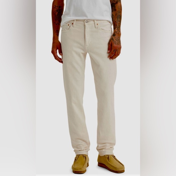 Levi's Men's Relaxed Jeans in Cream - Picture 1 of 15